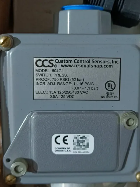 Custom Control Sensors (CCS) 2×604G1 + 604D1 Industrial Sensor product photo 3
