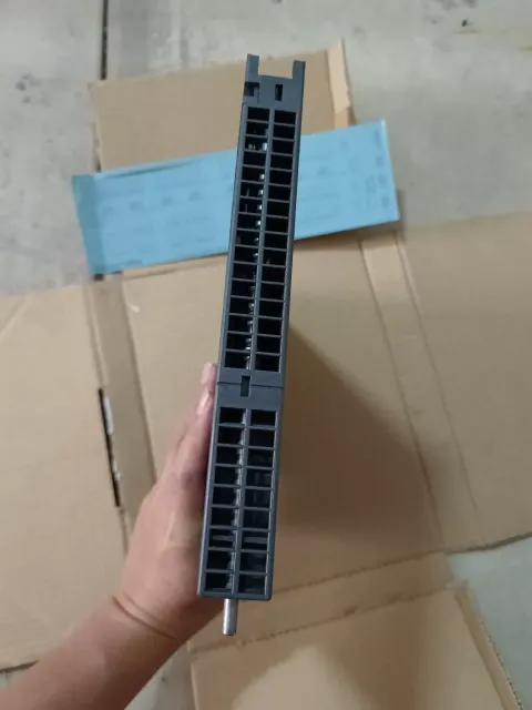 Siemens 6ES7422-1HH00-0AA0 Industrial Relay — product photo 8 of 11