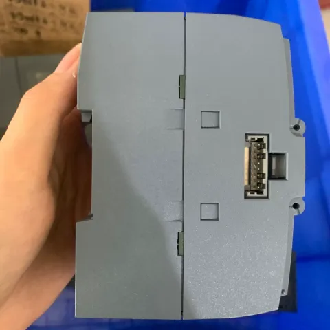 Siemens 6ES7232-4HB32-0XB0 Industrial Automation Component — product photo 14 of 18