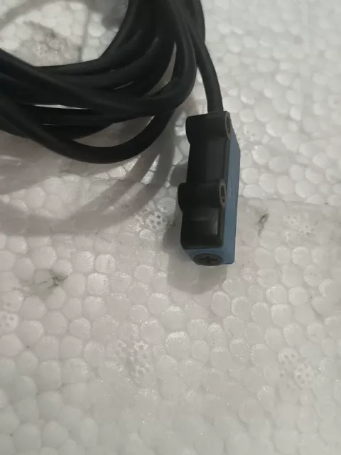 SICK WTB12-3P2431 / 1041411 Industrial Sensor product photo 3
