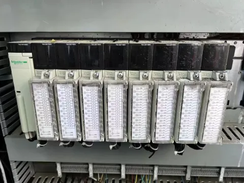 Schneider Electric TSXASY410 Industrial Automation Component product photo 9