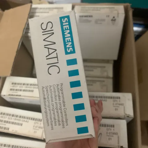 Siemens 6ES7323-1BH00-0AA0 PLC Module product photo 3