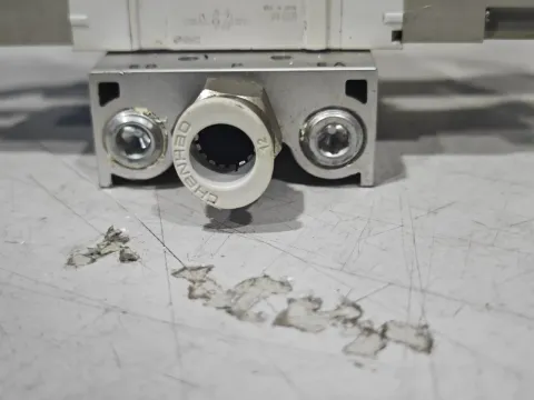 SMC SY5220-5DZ-01 Industrial Automation Component product photo 3