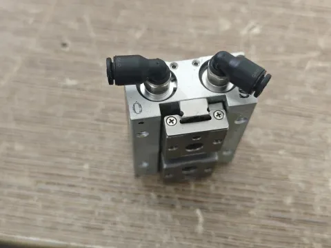 SMC MHF2-12D Industrial Automation Component — product photo 4 of 5