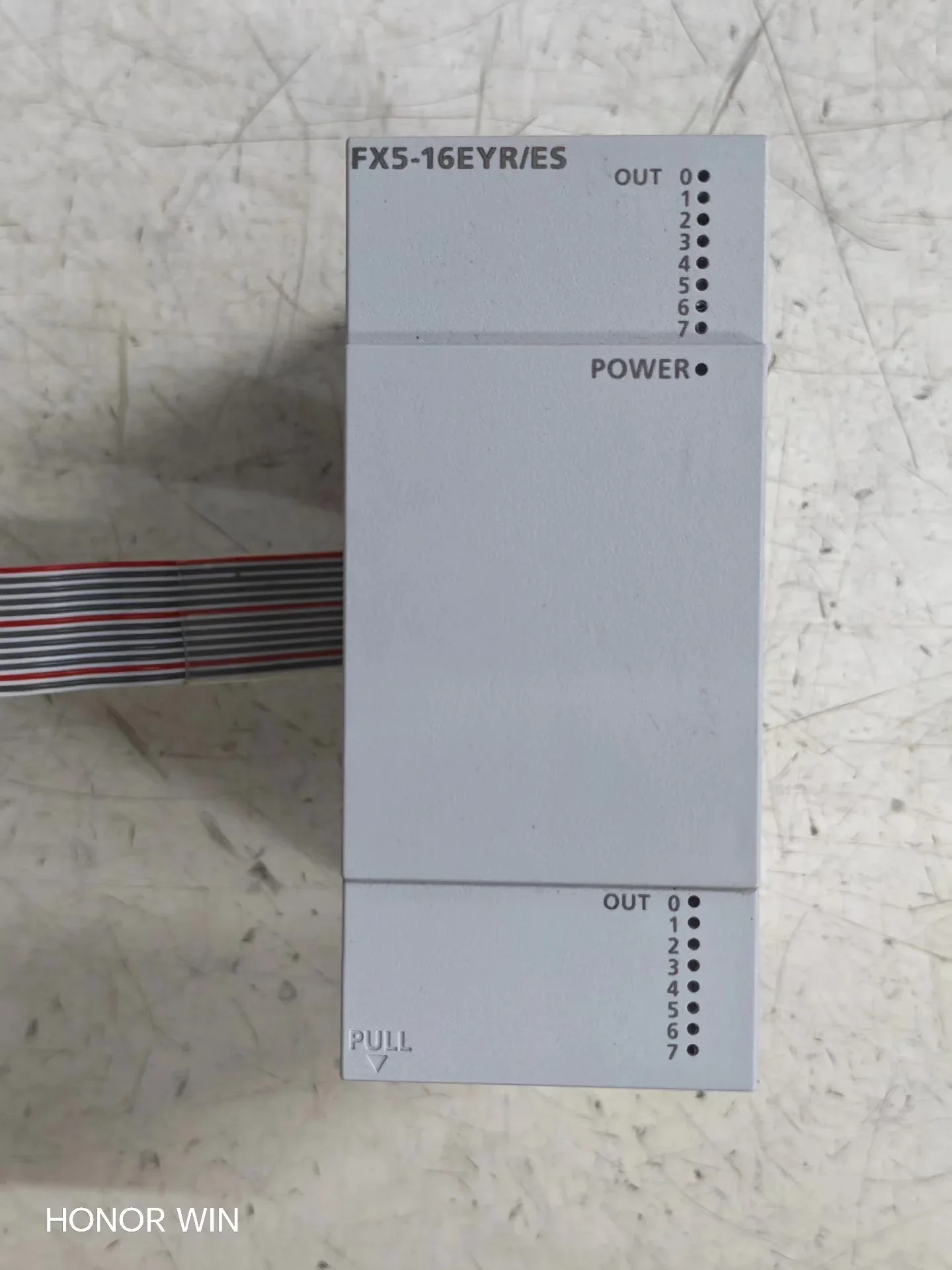 Mitsubishi Electric FX5-16EYR/ES Industrial Relay — product photo 1 of 17