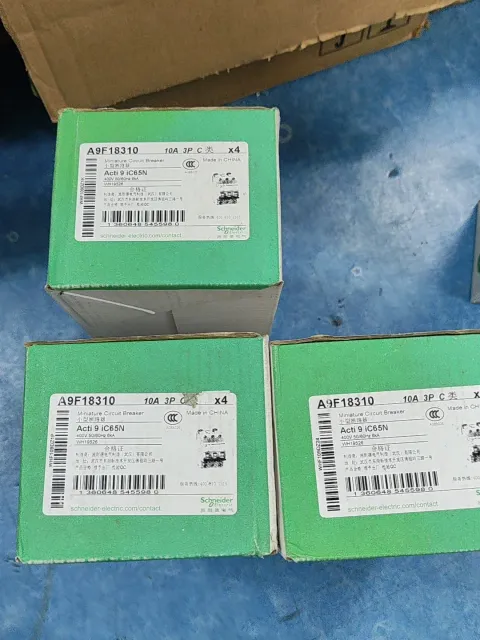 Schneider Electric A9F18310 Industrial Automation Component product photo 1