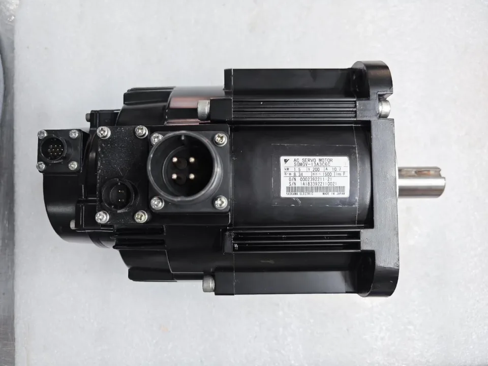 Yaskawa SGMGV-13A3C6C Motor & Drive Component product photo 1