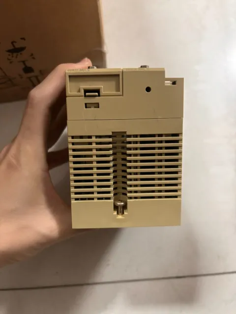 Omron CS1H-CPU63H + CS1W-SCB41-V1 PLC Module product photo 3