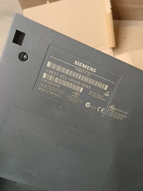 Siemens 6ES7422-1HH00-0AA0 Industrial Relay — product photo 14 of 20
