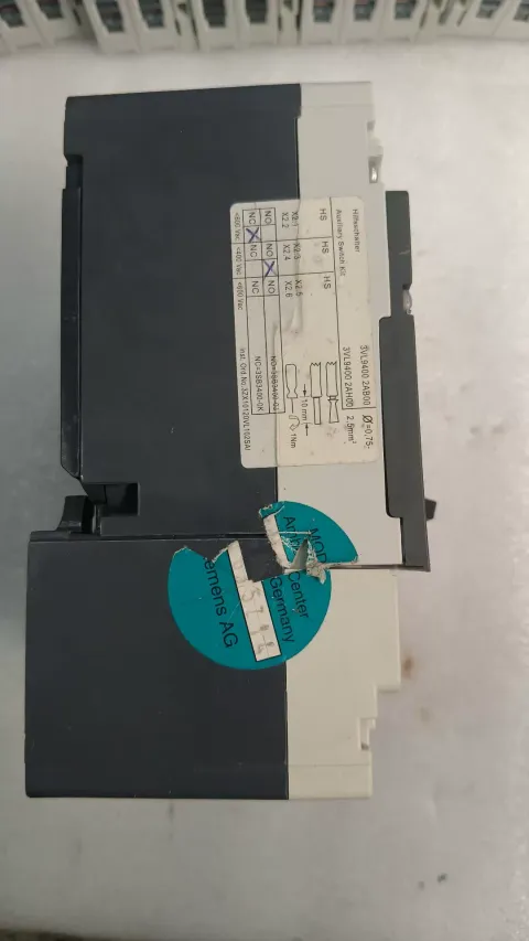 Siemens 3VL2716-1AA43-0AA0 Industrial Automation Component product photo 4