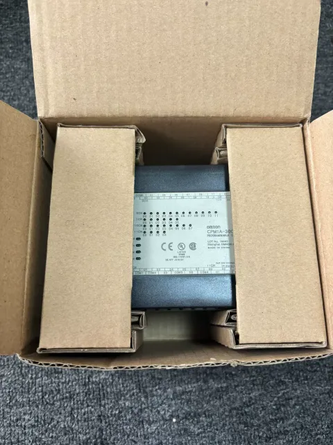 Omron CPM1A-30CDR-A-V1 PLC Module product photo 2