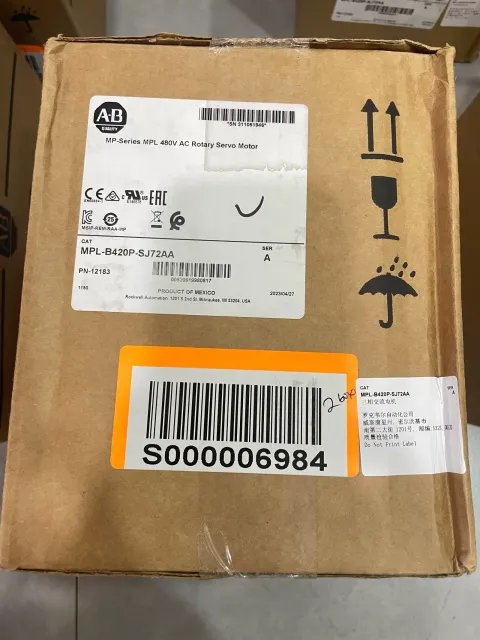 Allen-Bradley MPL-B420P-SJ72AA Motor & Drive Component product photo 1