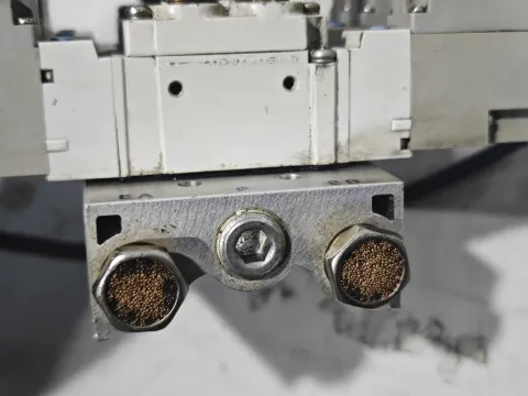 SMC SY5220-5DZ-01 Industrial Automation Component product photo 4