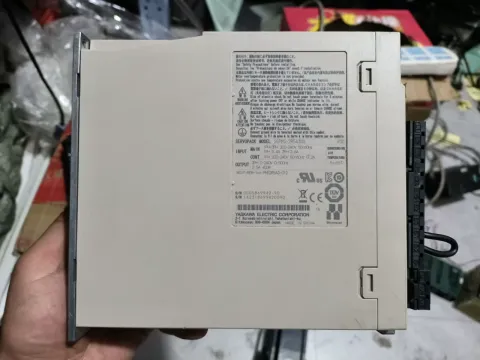 Yaskawa SGPMS-2R5A30A + SGMMS-04A3C6E Motor & Drive Component product photo 4