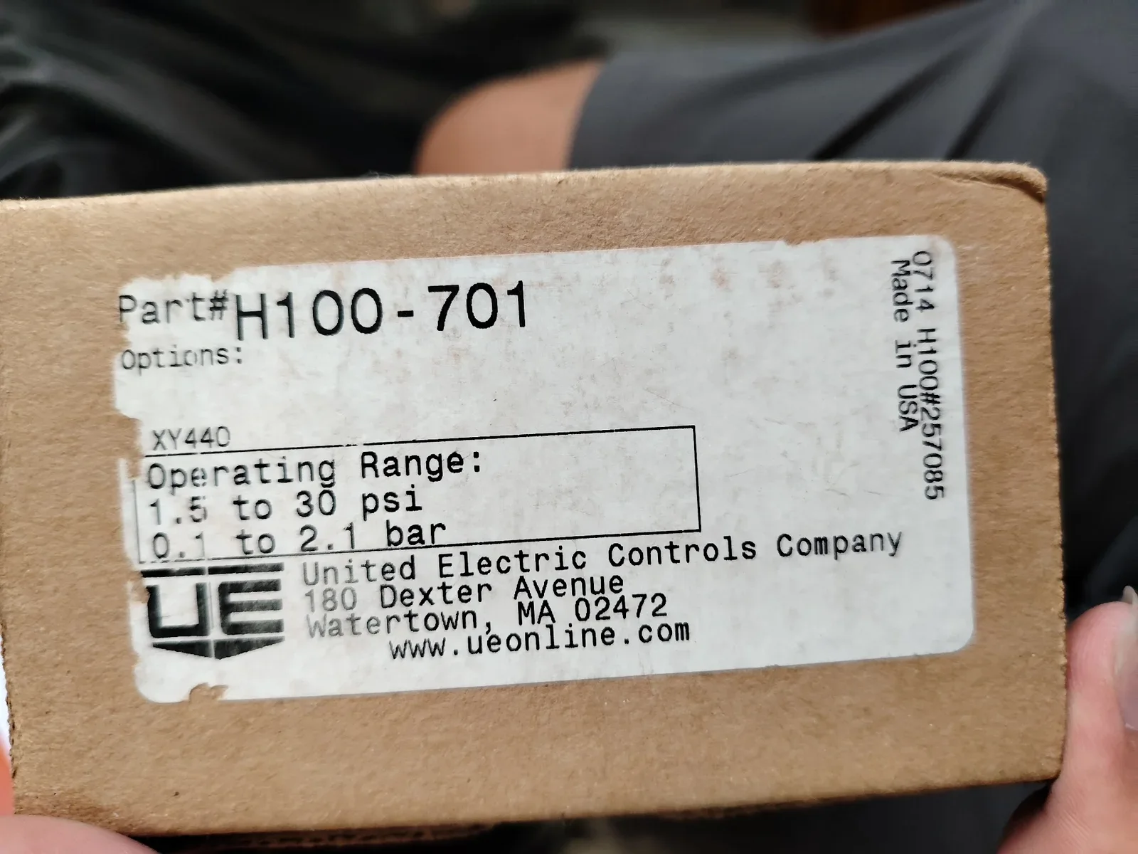 United Electric Controls H100-701 Industrial Sensor product photo 1