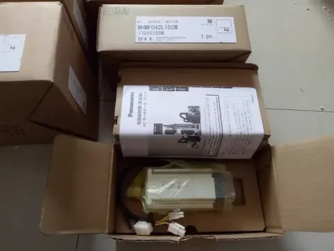 Panasonic MUMS5AZA1F0S Motor & Drive Component product photo 3