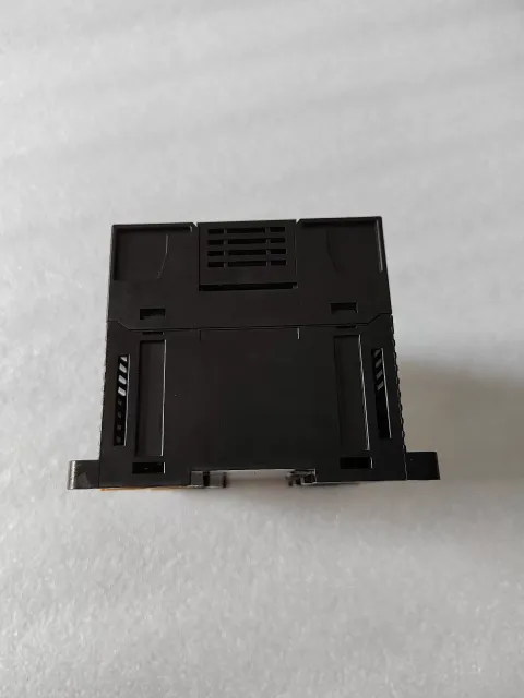 White Label CP1E-N40DT-D PLC Module product photo 3