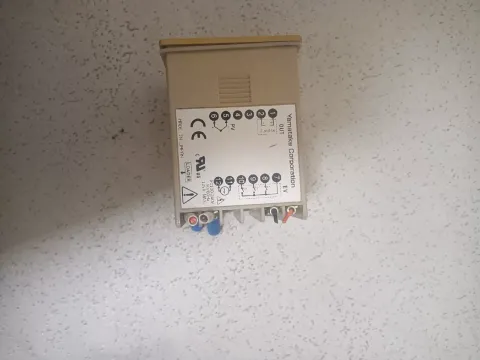 YAMATAKE / azbil C15TV0TA0100 Industrial Control Board product photo 3