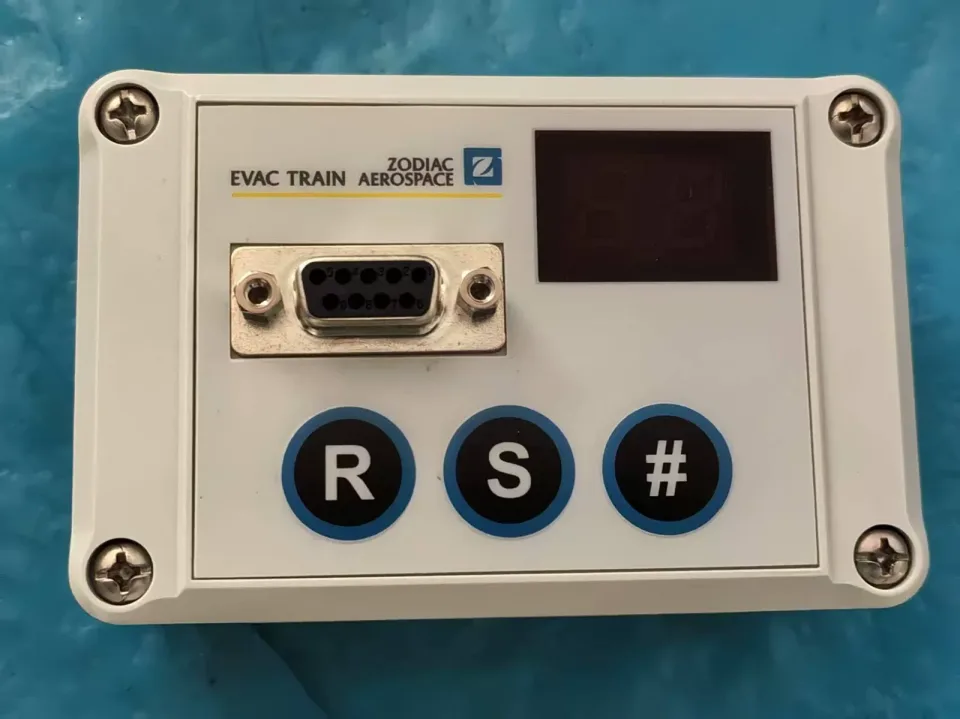 EVAC TRAIN / Zodiac Aerospace 40 45210 Industrial Control Board product photo 1