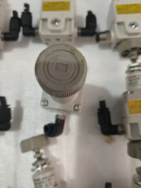 SMC IR1020-01 Industrial Automation Component — product photo 9 of 12
