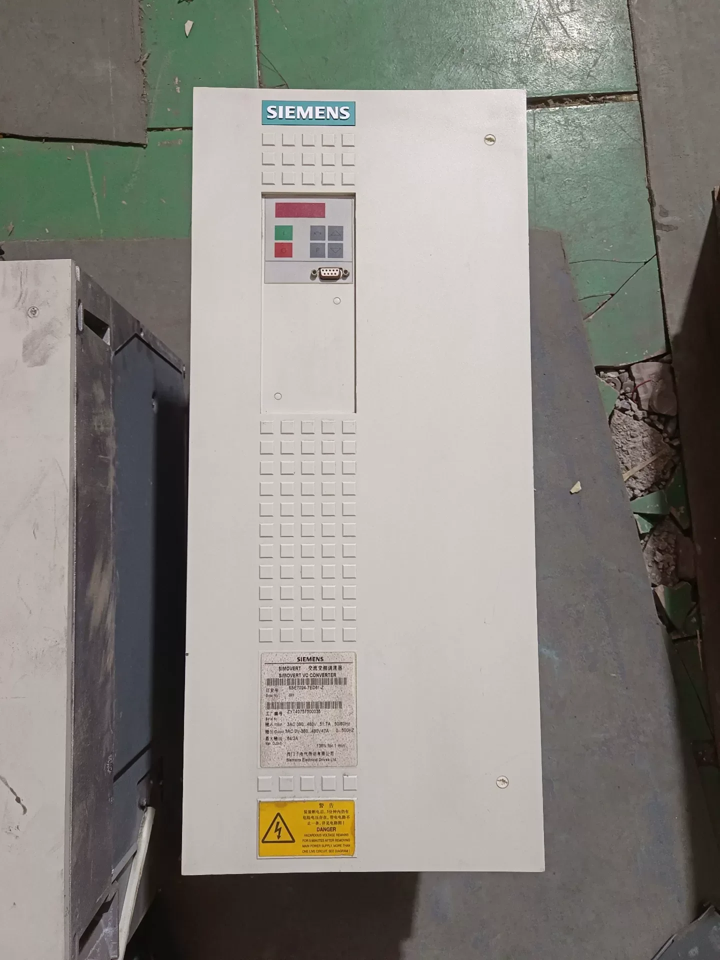 Siemens 6SE7024-7ED61-Z Motor & Drive Component product photo 1