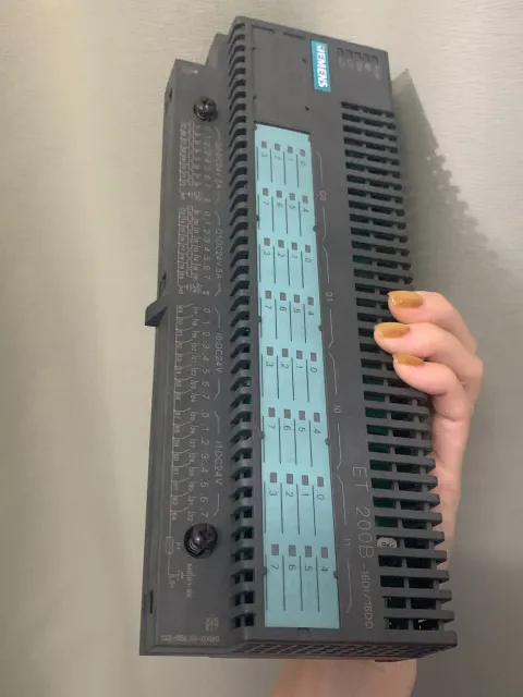 Siemens 6ES7133-0BL00-0XB0 I/O Module product photo 2