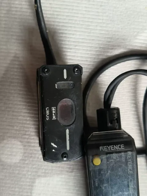 KEYENCE GV-21 + GV-H45L Industrial Sensor — product photo 13 of 13