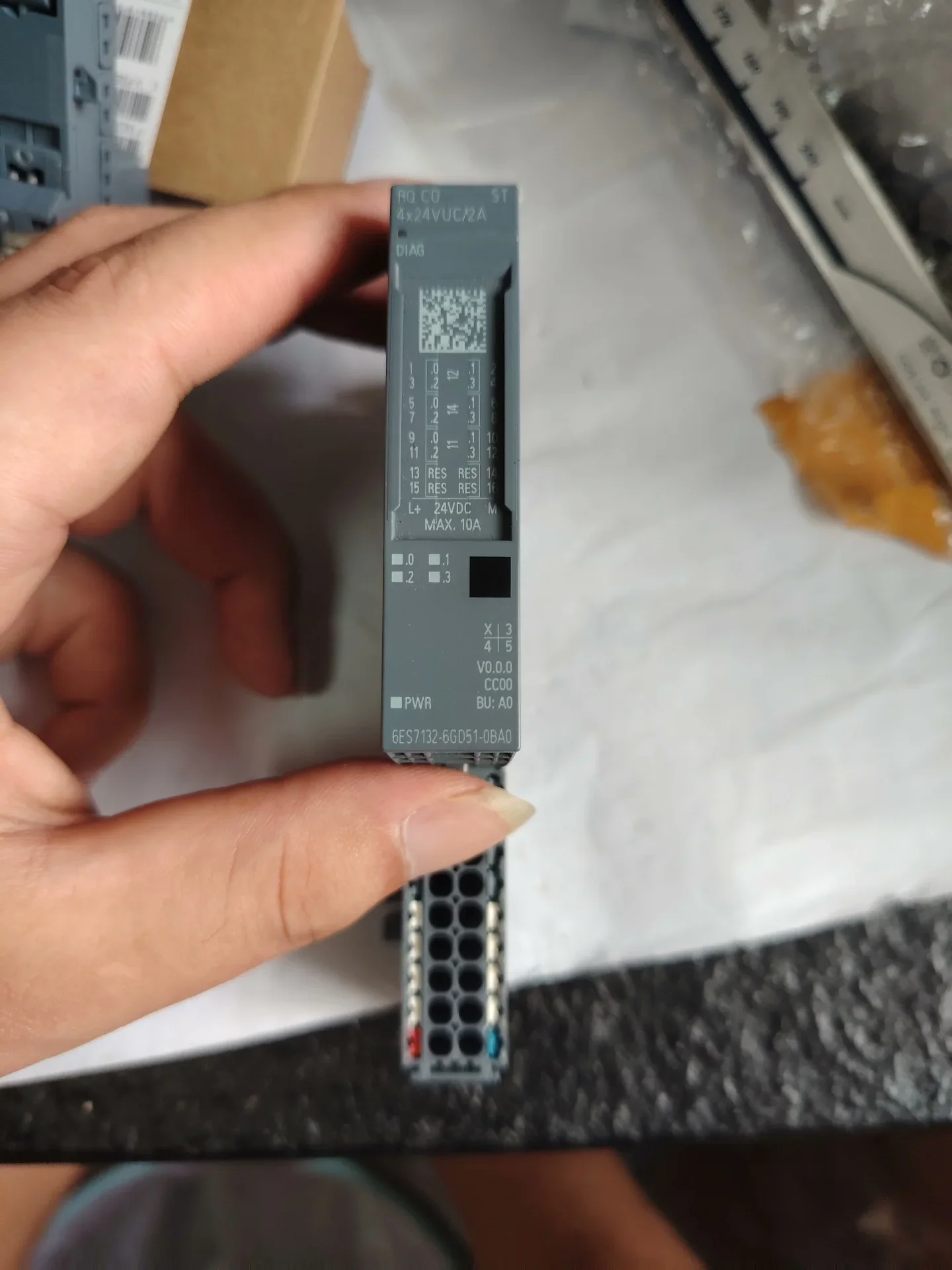 Siemens 6ES7132-6GD51-0BA0 PLC Module product photo 1