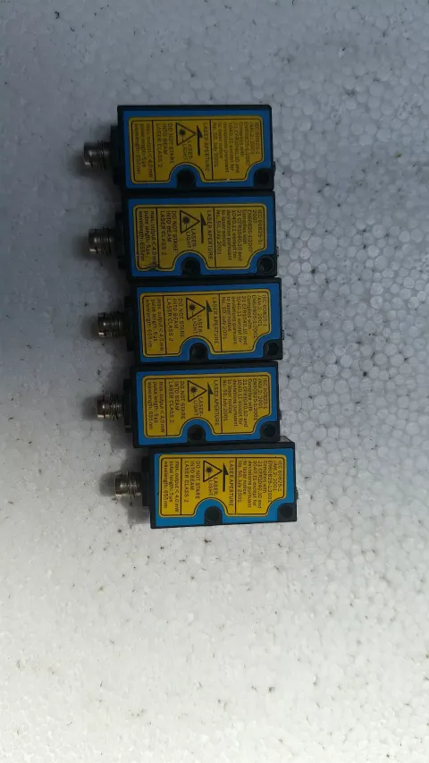 SICK WT9L-N330 Industrial Sensor product photo 2