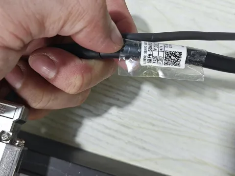 Yaskawa SGLFW-50A200BP Motor & Drive Component — product photo 4 of 10