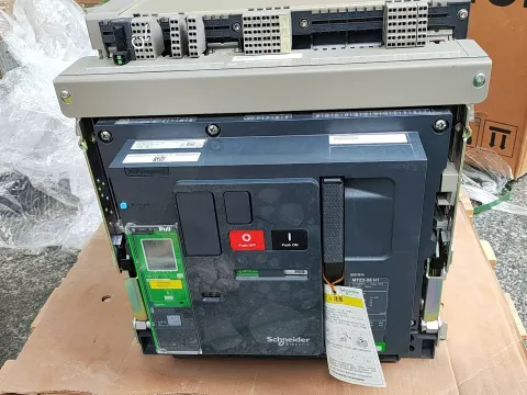 Schneider Electric Masterpact MTZ2 08H1 / LV847866 Industrial Automation Component product photo 3