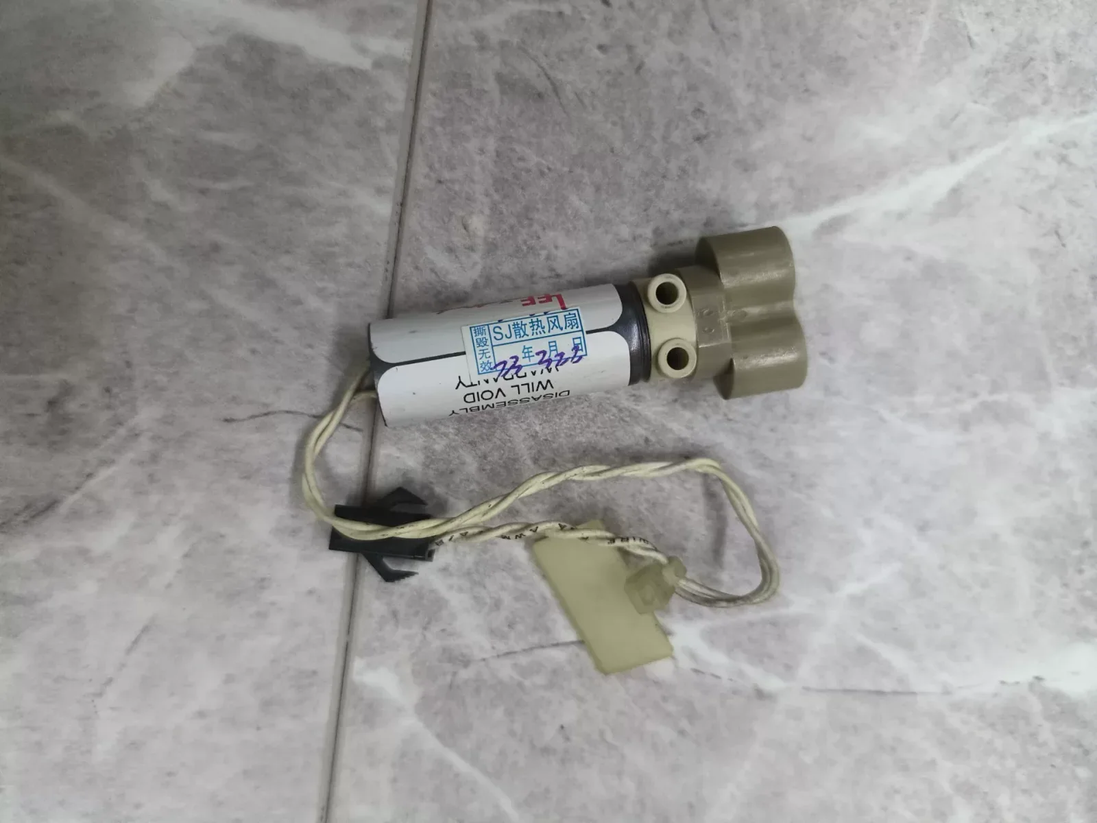 The Lee Company / LEE LFVX0512100BA Industrial Automation Component product photo 1