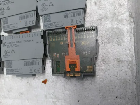 Phoenix Contact AXL SE DO16/1 / 1088129 Industrial Automation Component product photo 2