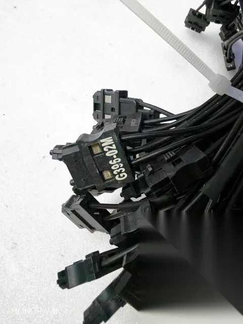 Mitsubishi Electric MR-J3BUS02M / MR-J3BUS03M Motor & Drive Component product photo 4