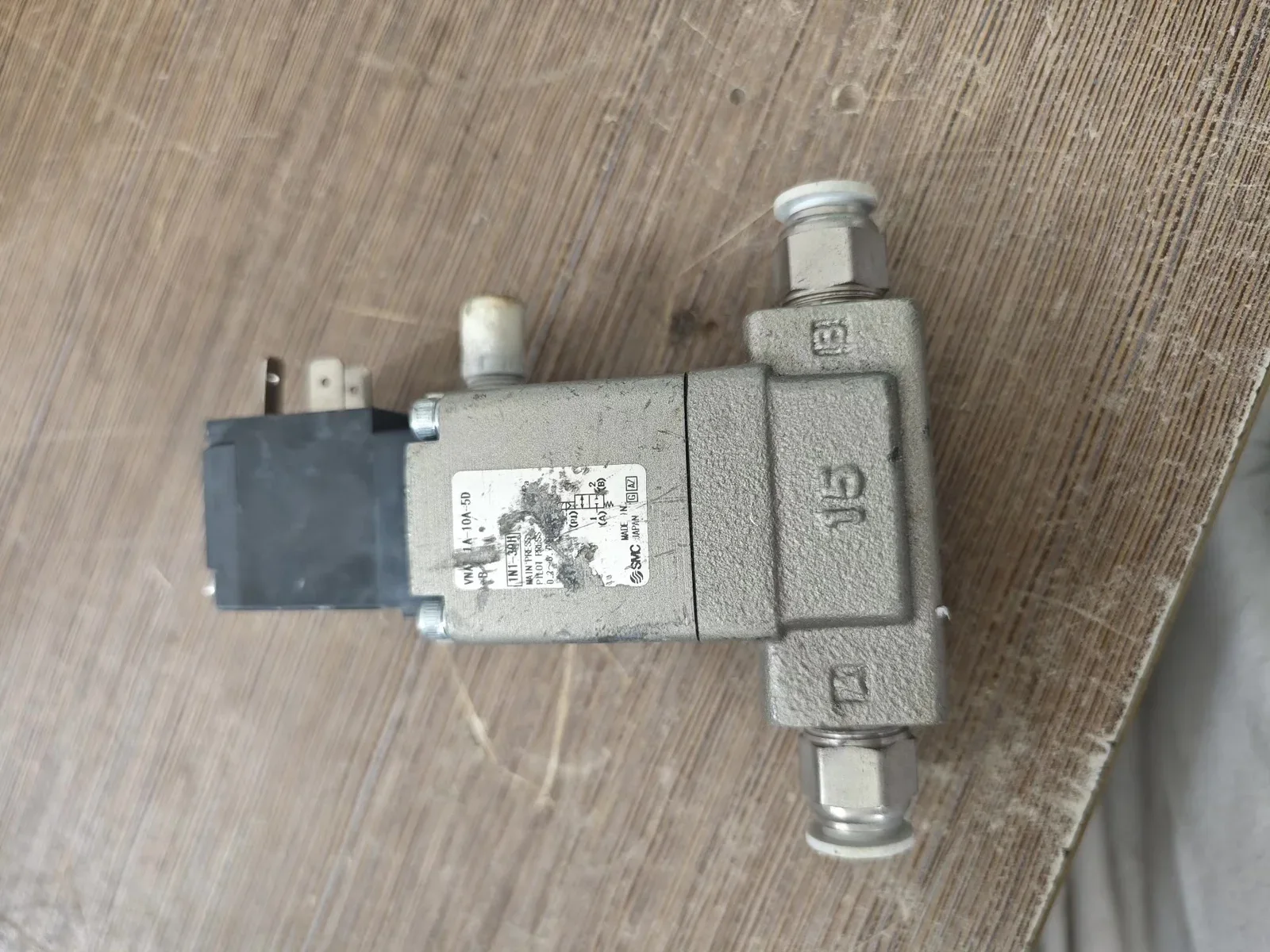 SMC VNA211A-10A-5D Industrial Automation Component product photo 1