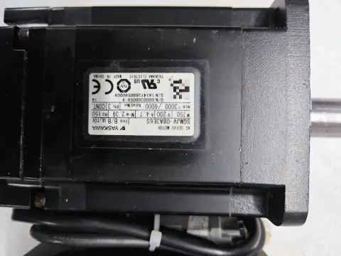 Yaskawa SGMJV-08A3E6S Motor & Drive Component product photo 1