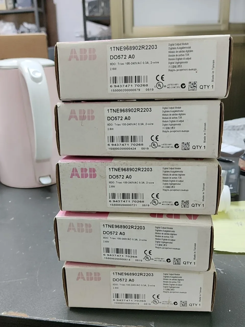ABB DO572 A0 / 1TNE968902R2203 Industrial Automation Component product photo 1