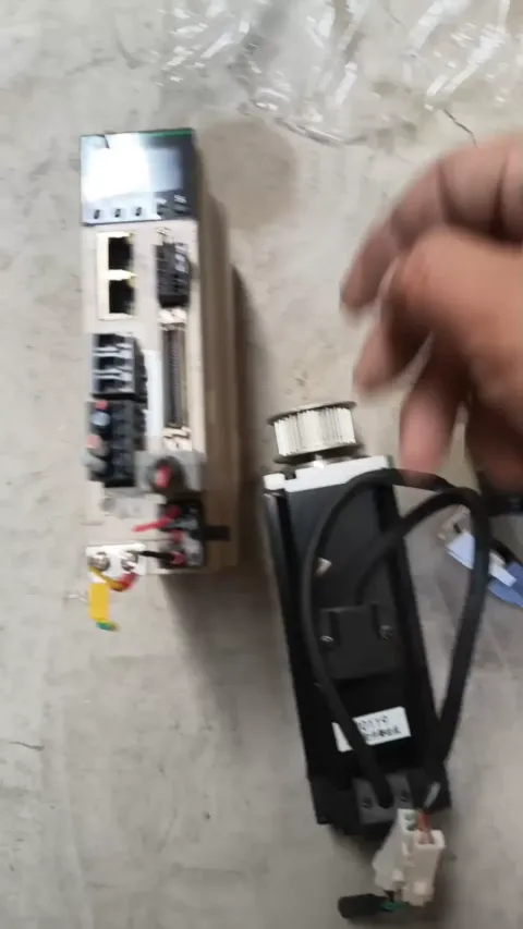 White Label SV-X3EB040A-A2-XD020; SV-X1MH040A-B2LA-0003; SV-X1MH040A-N2LA Motor & Drive Component product photo 1