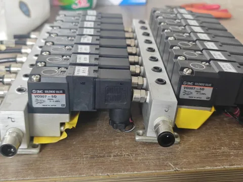 SMC VQ307-5D Industrial Automation Component product photo 1