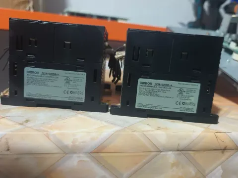 OMRON CP1E-E30DR-A PLC Module — product photo 18 of 19