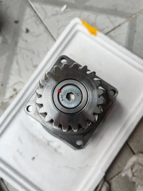 WITTENSTEIN alpha SP 100S-MF1-7-2K0-HAL Motor & Drive Component product photo 2