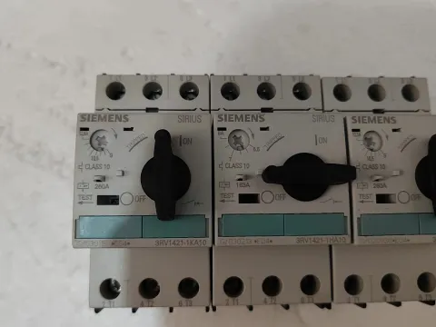 Siemens 3RV1421-1KA10 / 3RV1421-1HA10 / 3RV1011-0KA10 Motor & Drive Component product photo 2