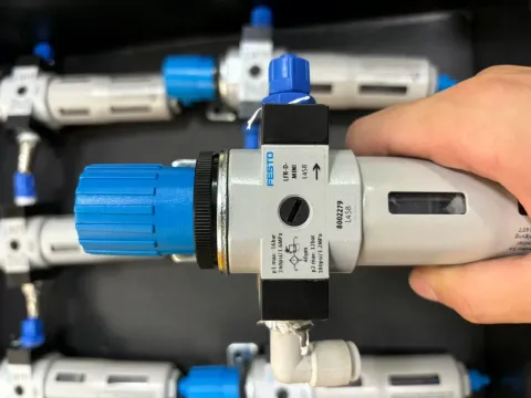 Festo LFR-D-MINI / 8002279 Industrial Automation Component product photo 6