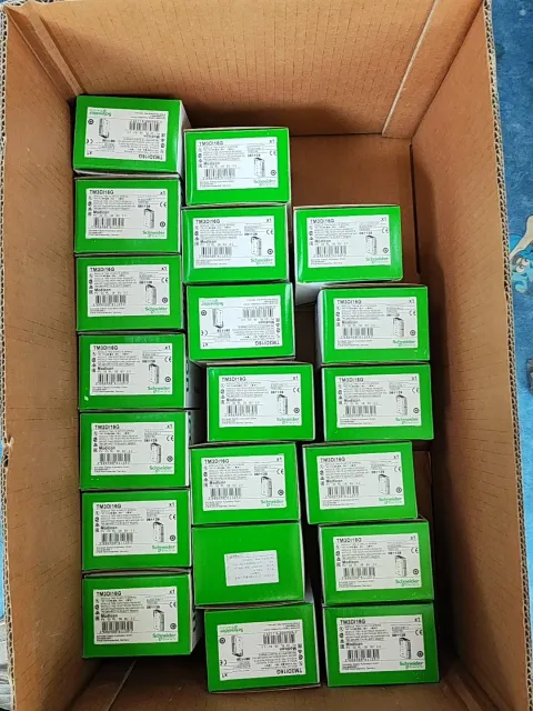 Schneider Electric TM3DI16G PLC Module product photo 1