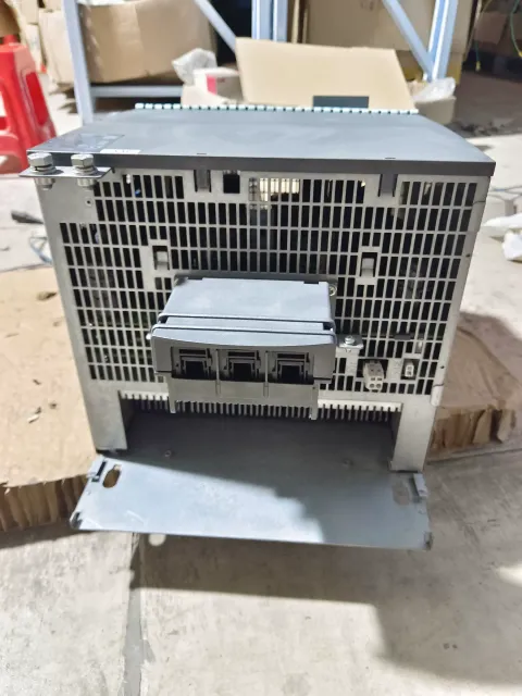 Siemens 6SL3120-1TE31-3AA3 Motor & Drive Component — product photo 24 of 38