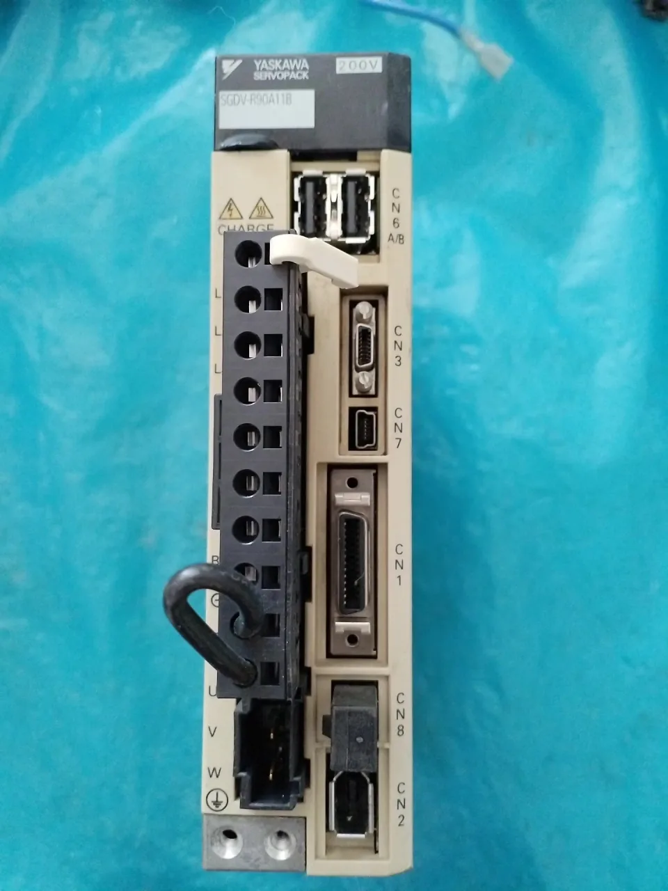 Yaskawa SGDV-R90A11B Motor & Drive Component product photo 1