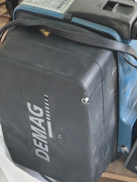 Demag DC-COM 10-2000 2/1 H4 V4/1 / ZNK 100 B 8/2 Motor & Drive Component product photo 3