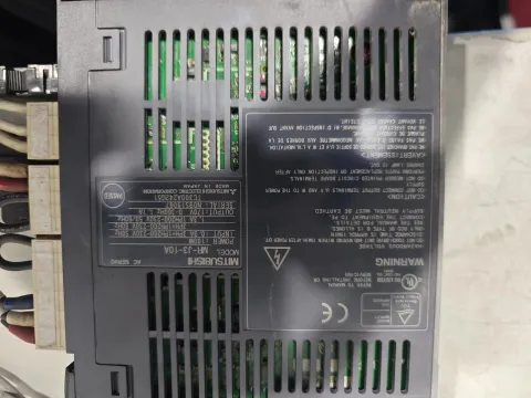 Mitsubishi Electric MR-J3-10A Motor & Drive Component — product photo 4 of 6