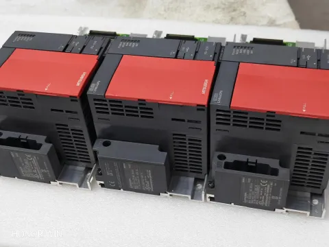 Mitsubishi Electric Q00UJCPU Industrial Automation Component — product photo 14 of 37