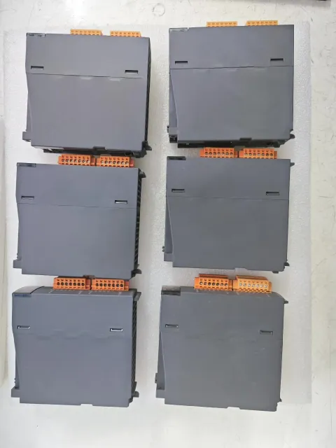 Mitsubishi Electric QJ71C24N-R4 Industrial Automation Component — product photo 11 of 48